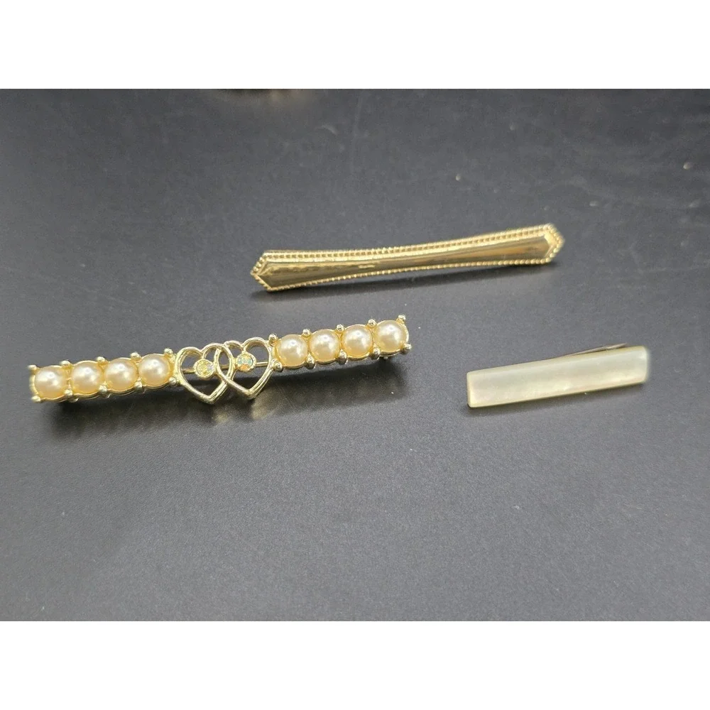 vintage gold-tone Sarah Coventry 